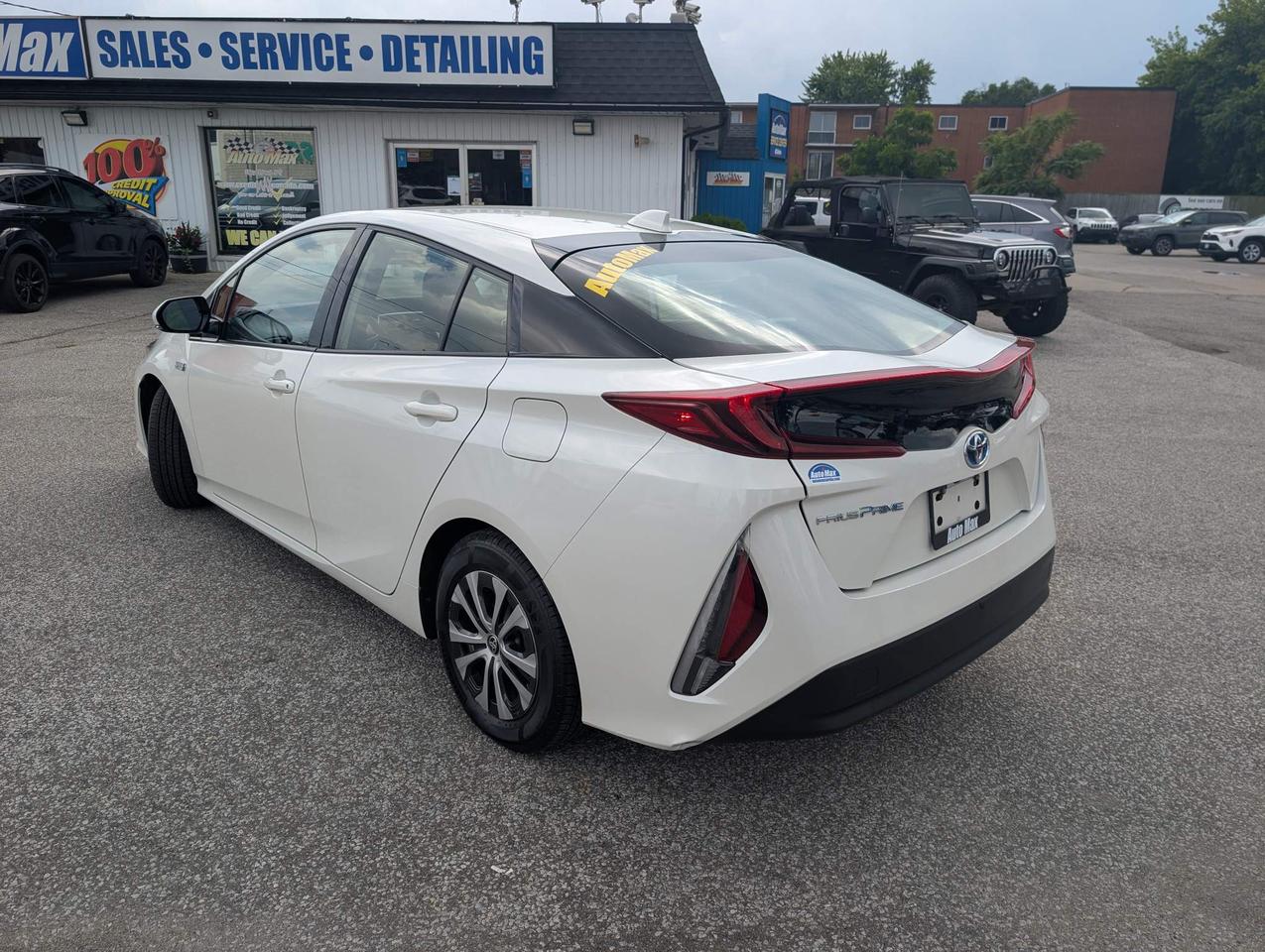 2020 Toyota Prius Prime Upgrade 5dr Hatchback Photo