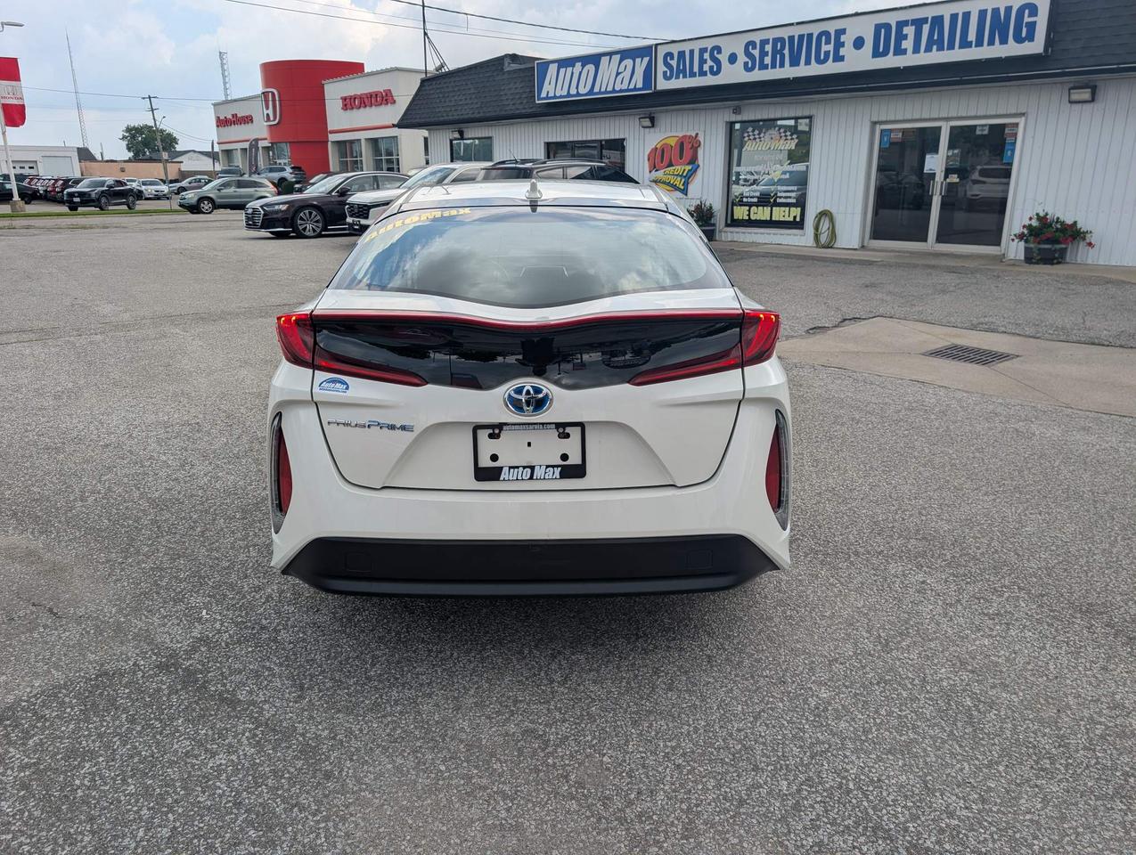 2020 Toyota Prius Prime Upgrade 5dr Hatchback Photo