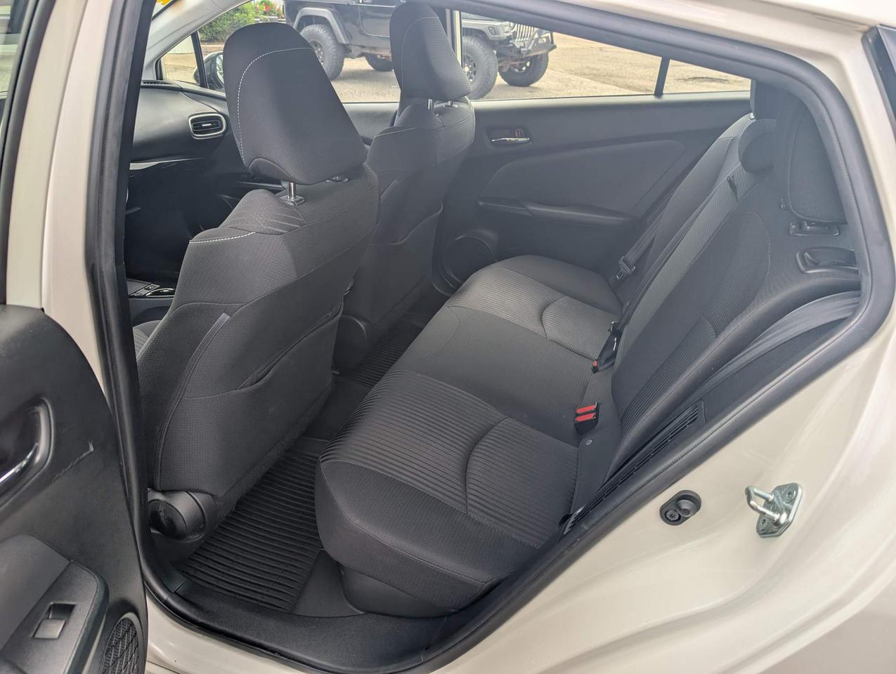 2020 Toyota Prius Prime Upgrade 5dr Hatchback Photo