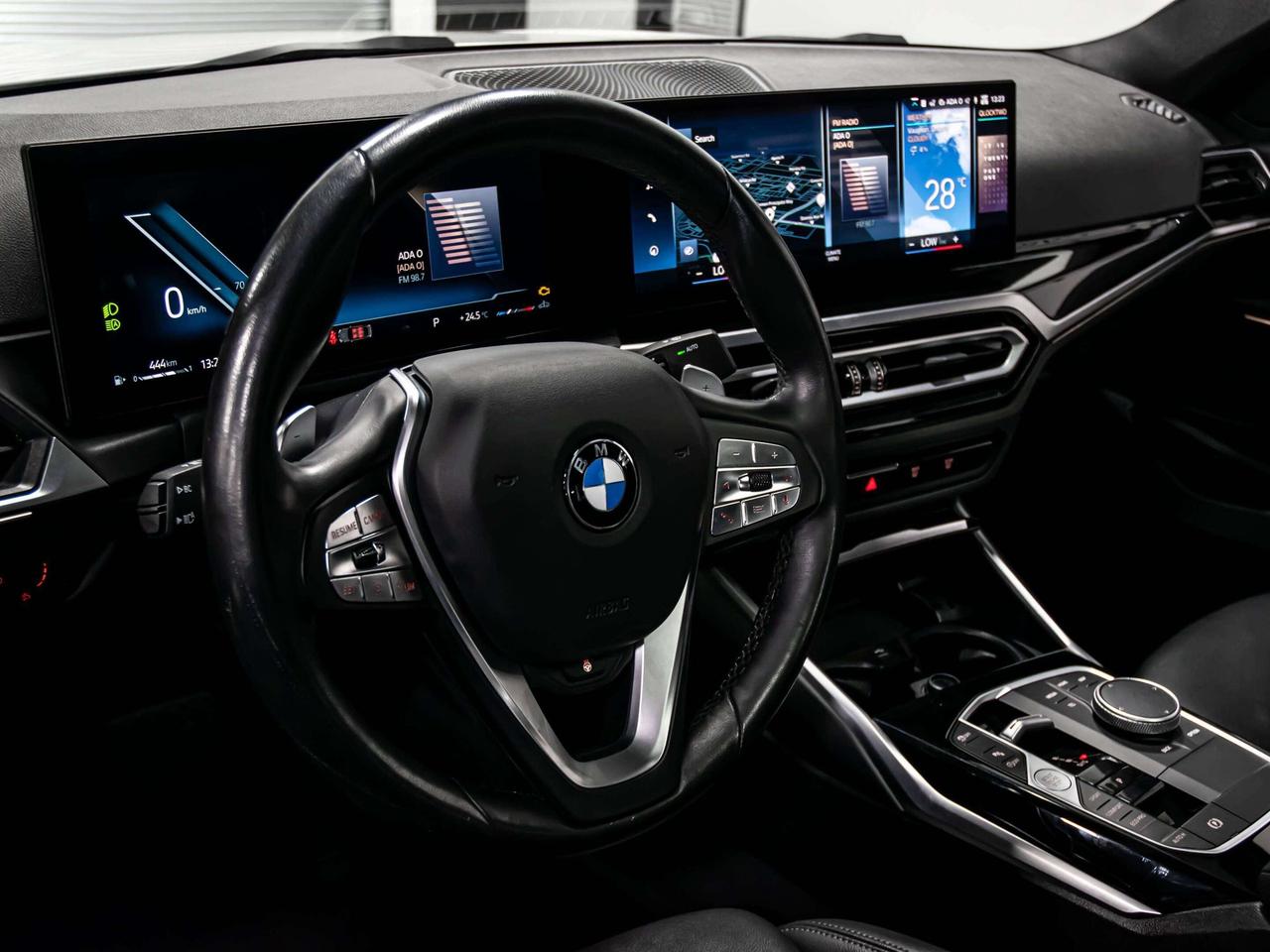 2023 BMW 3 Series xDrive PREMIUM ESSENTIAL BLIND SPPOTS NAVI Photo