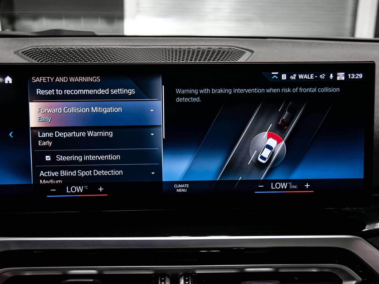 2023 BMW 3 Series xDrive PREMIUM ESSENTIAL BLIND SPPOTS NAVI Photo