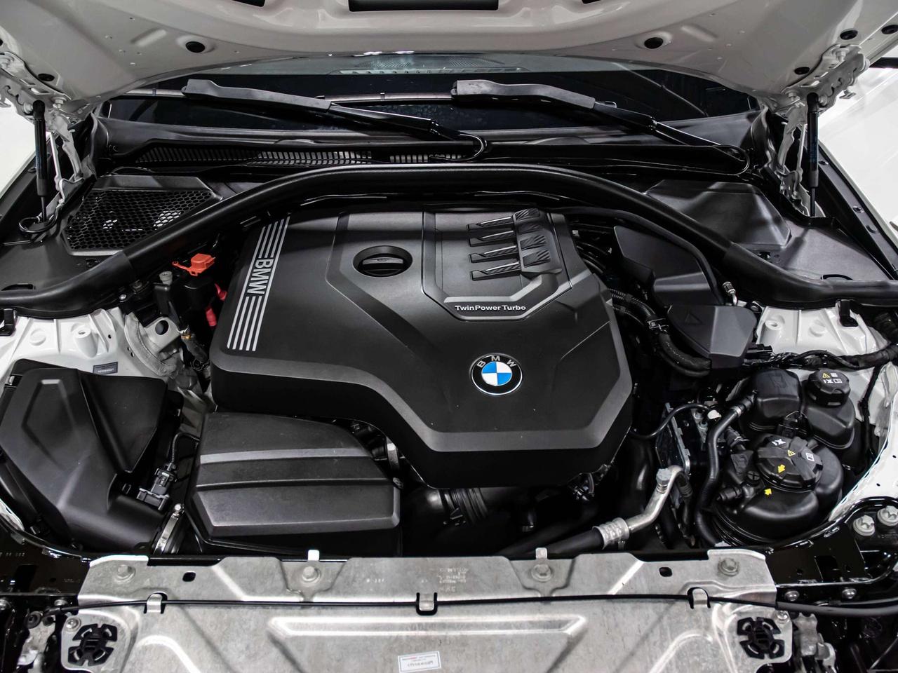 2023 BMW 3 Series xDrive PREMIUM ESSENTIAL BLIND SPPOTS NAVI Photo