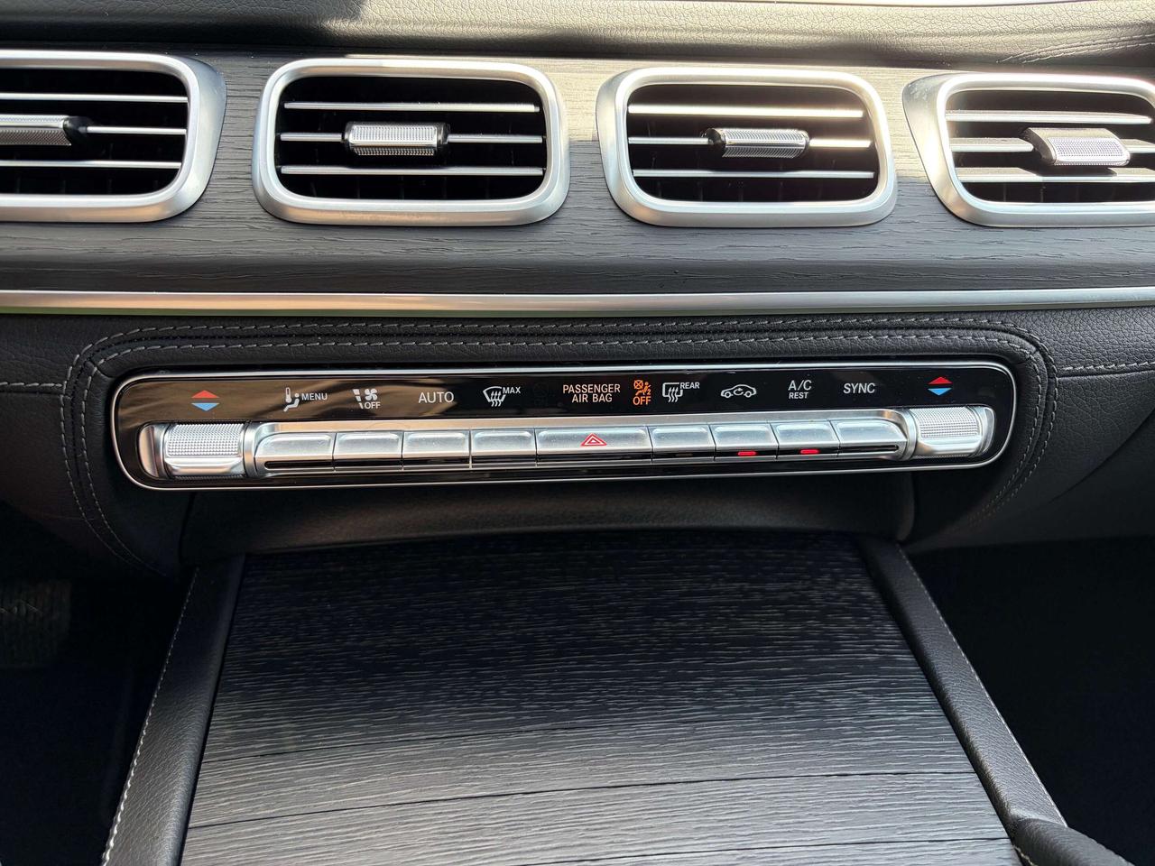 2026 Mercedes-Benz AMG GLE 43 EXCLUSIVE PKG, AMG RIMS, PANO, BURMERSTER,360 Photo