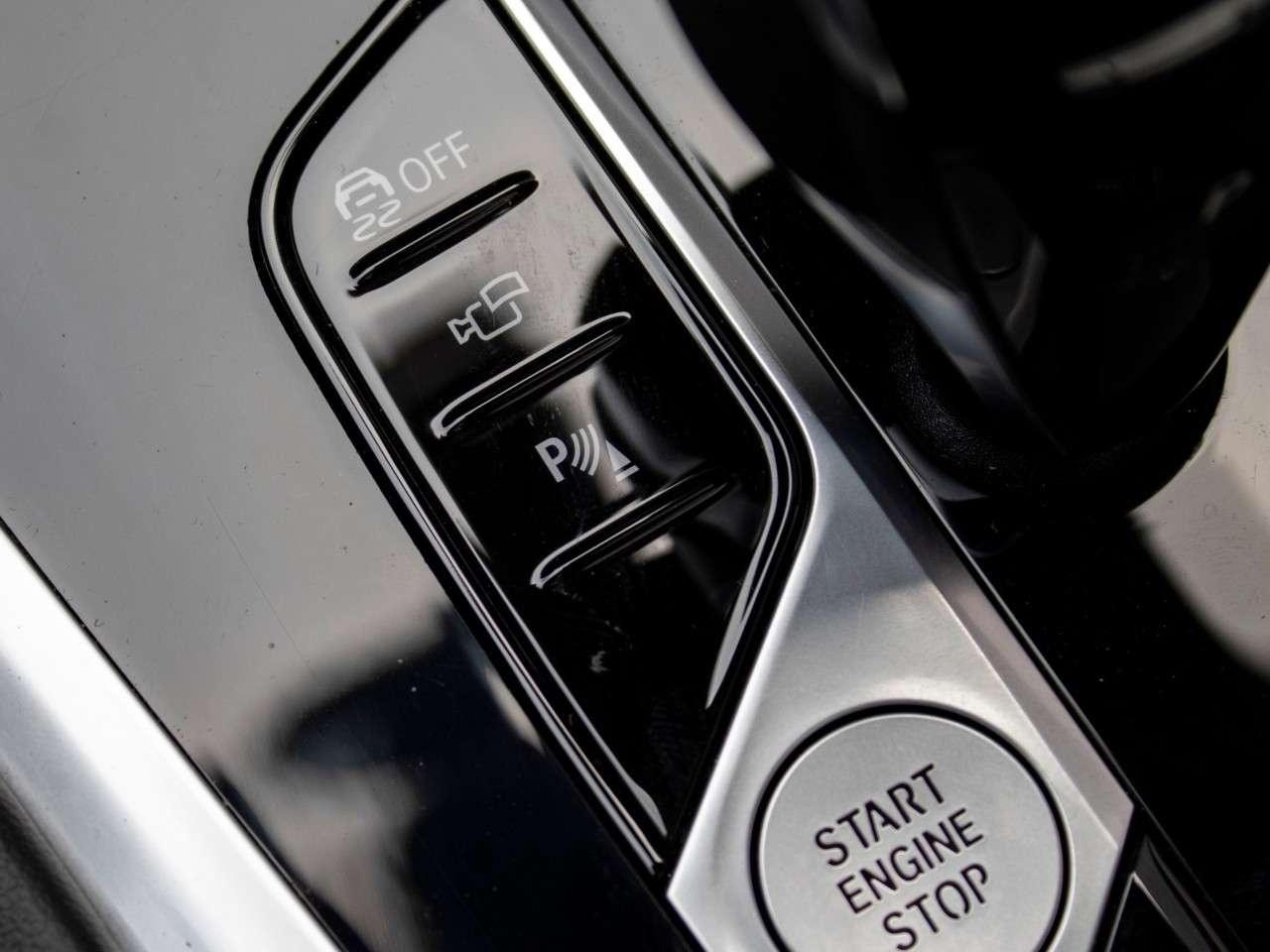 2023 BMW X6 xDrive40i Sports Activity Coupe Photo