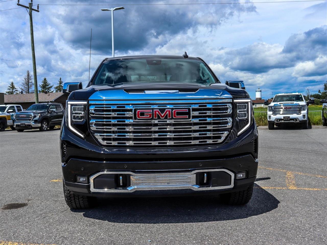2026 GMC Sierra 1500 Crew Cab Standard Box 4-Wheel Drive Denali Photo5