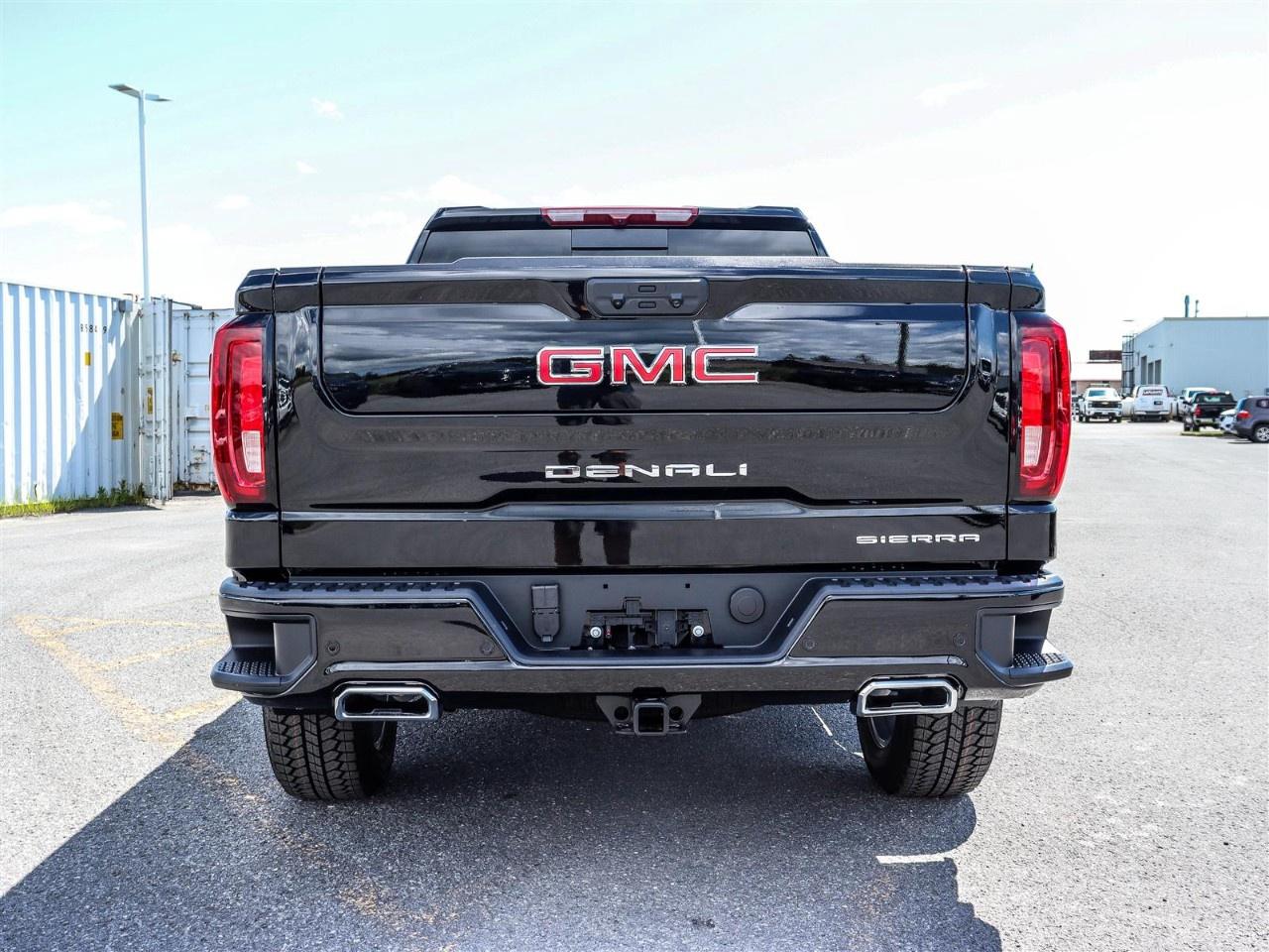 2026 GMC Sierra 1500 Crew Cab Standard Box 4-Wheel Drive Denali Photo