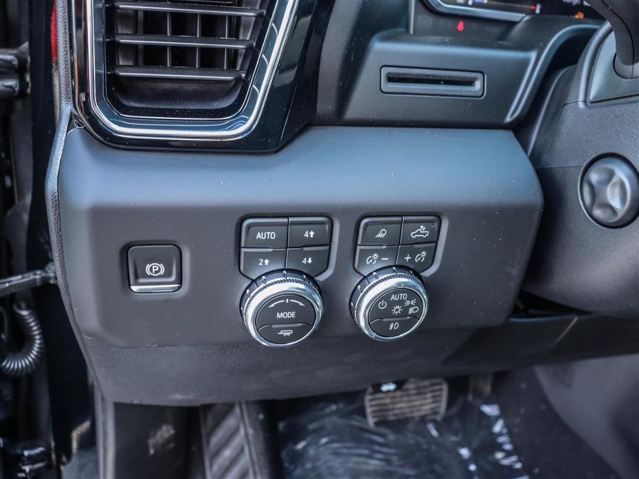 2026 GMC Sierra 1500 Crew Cab Standard Box 4-Wheel Drive Denali Photo