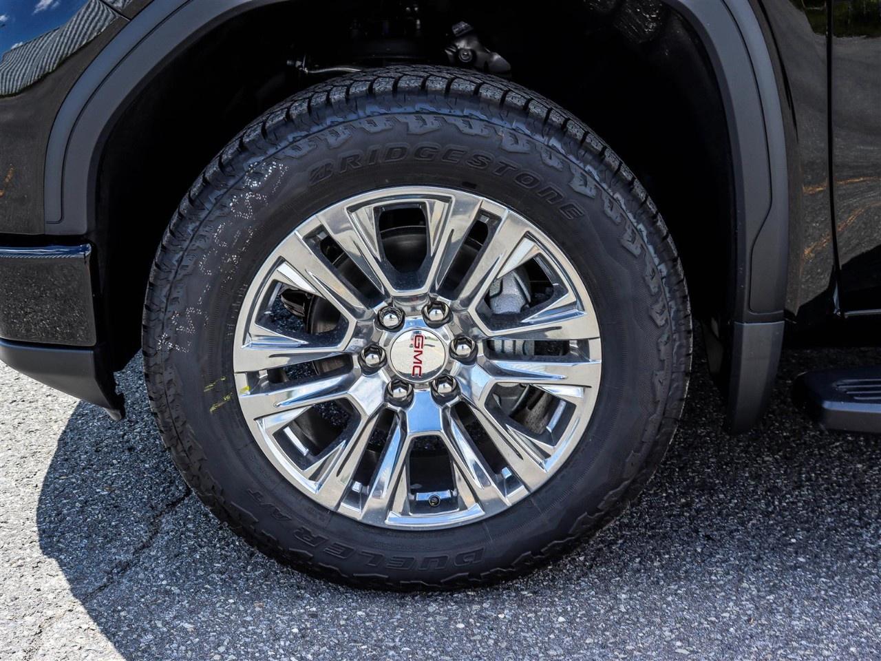 2026 GMC Sierra 1500 Crew Cab Standard Box 4-Wheel Drive Denali Photo