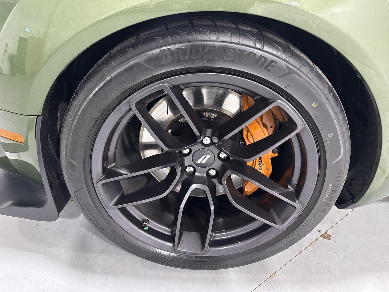 2019 Dodge Challenger SRT Hellcat 2dr Rear-Wheel Drive Coupe Photo