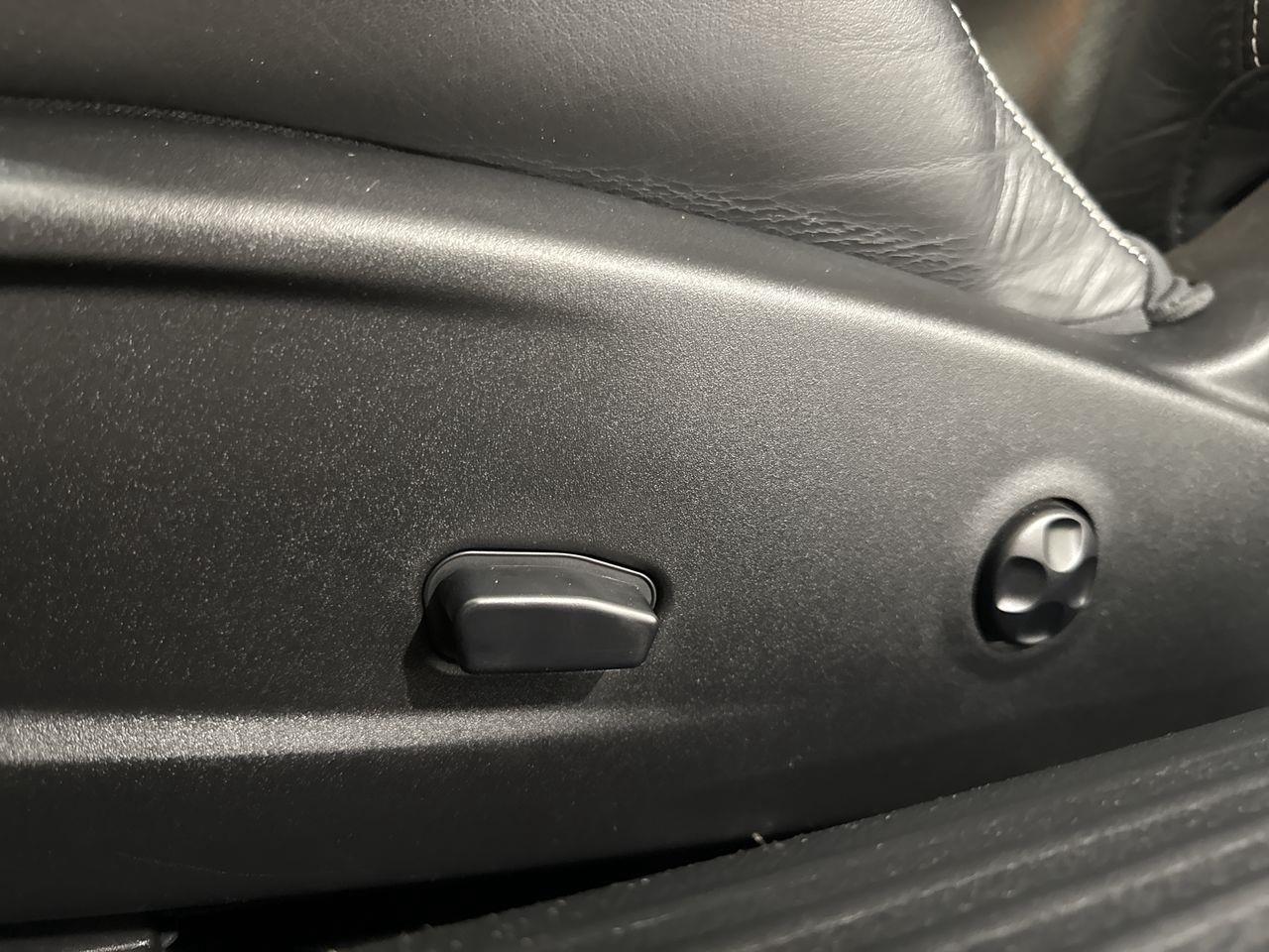 2019 Dodge Challenger SRT Hellcat 2dr Rear-Wheel Drive Coupe Photo