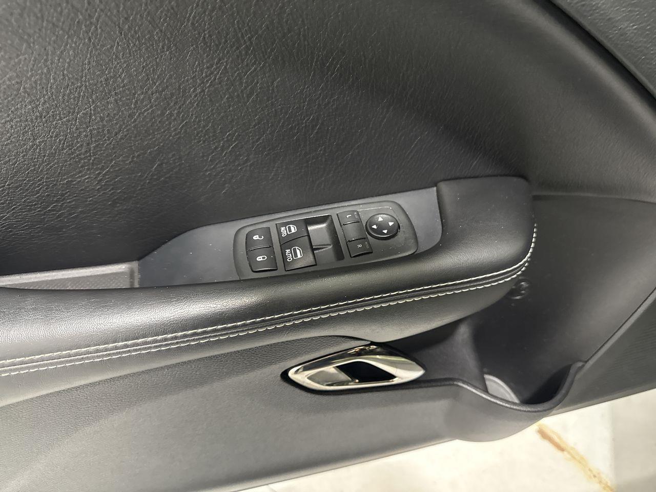 2019 Dodge Challenger SRT Hellcat 2dr Rear-Wheel Drive Coupe Photo