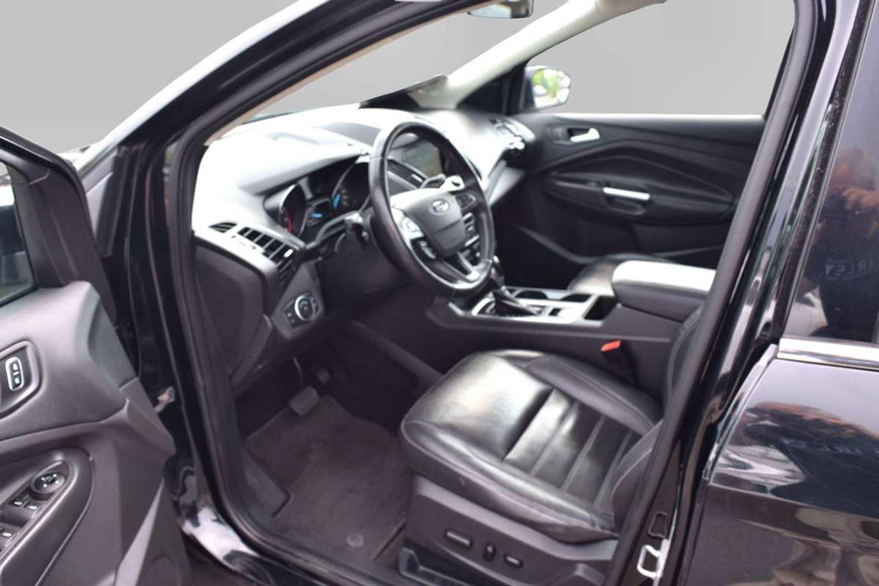 2018 Ford Escape SEL AWD Navi Panoramic Sunroof Photo