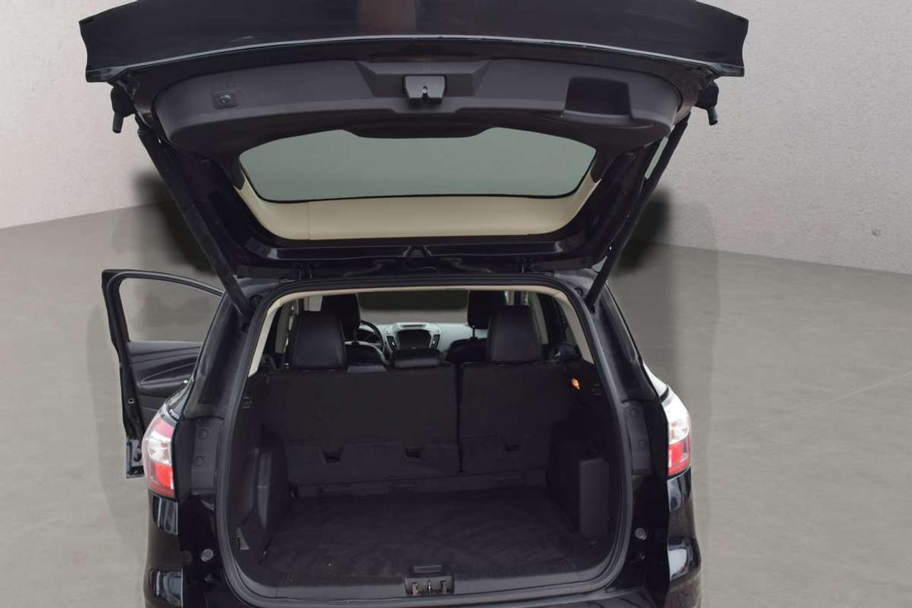 2018 Ford Escape SEL AWD Navi Panoramic Sunroof Photo