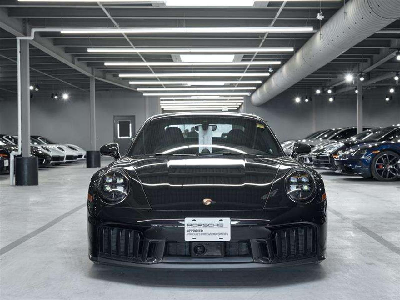 2025 Porsche 911 Carrera 4 GTS Coupe Photo