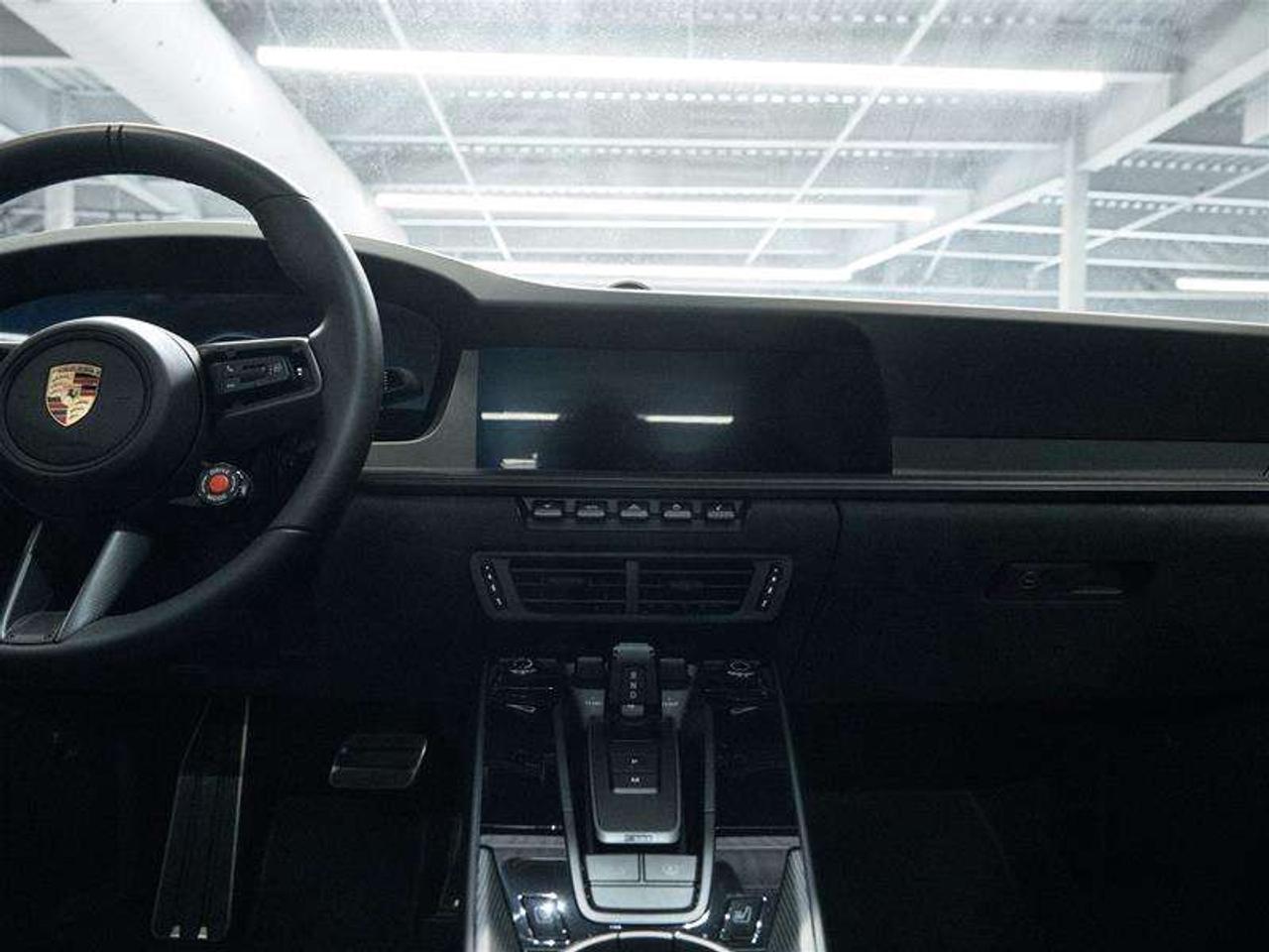 2025 Porsche 911 Carrera 4 GTS Coupe Photo