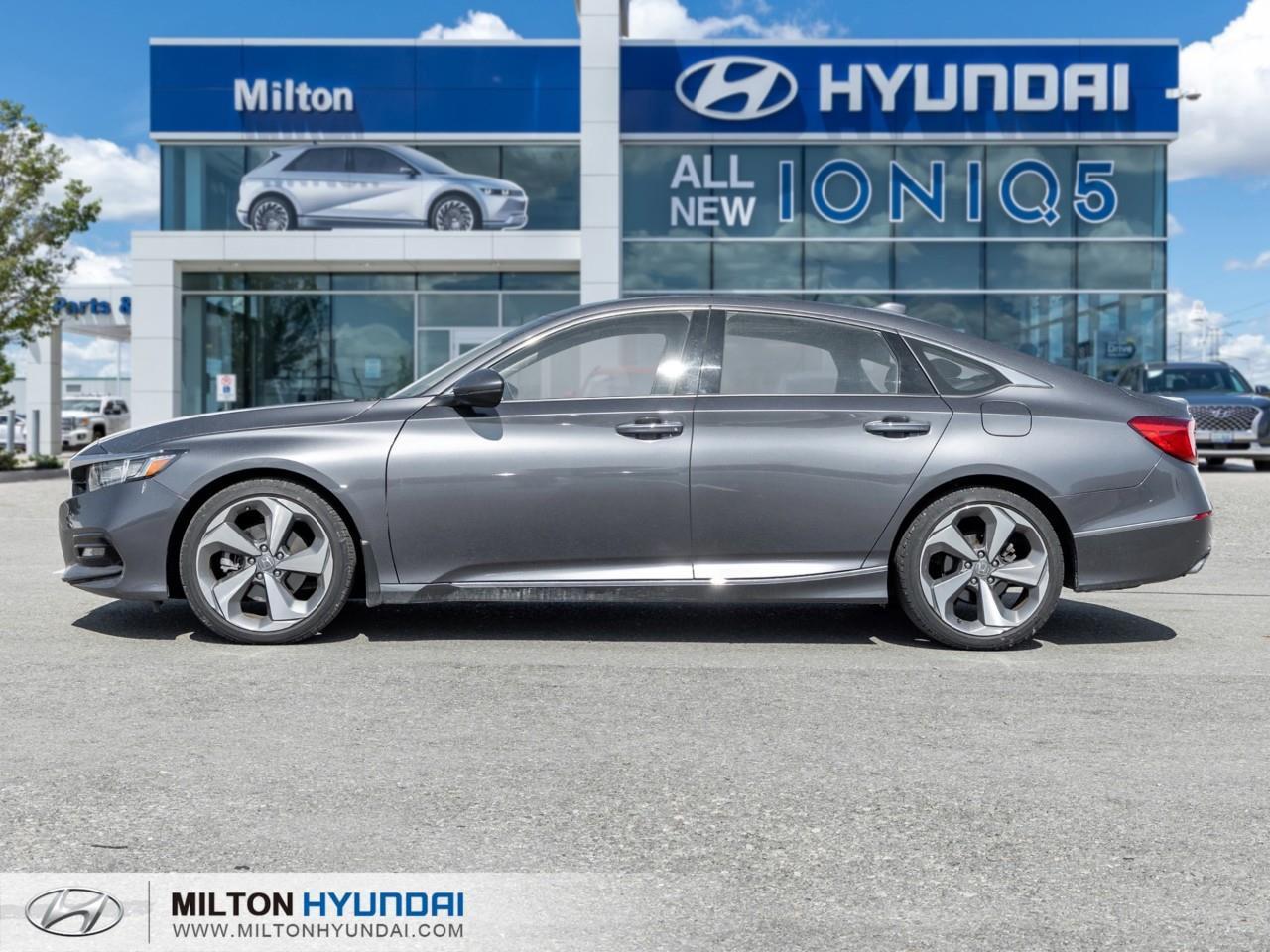 2019 Honda Accord Touring 1.5T (CVT) 4dr Sedan Photo2