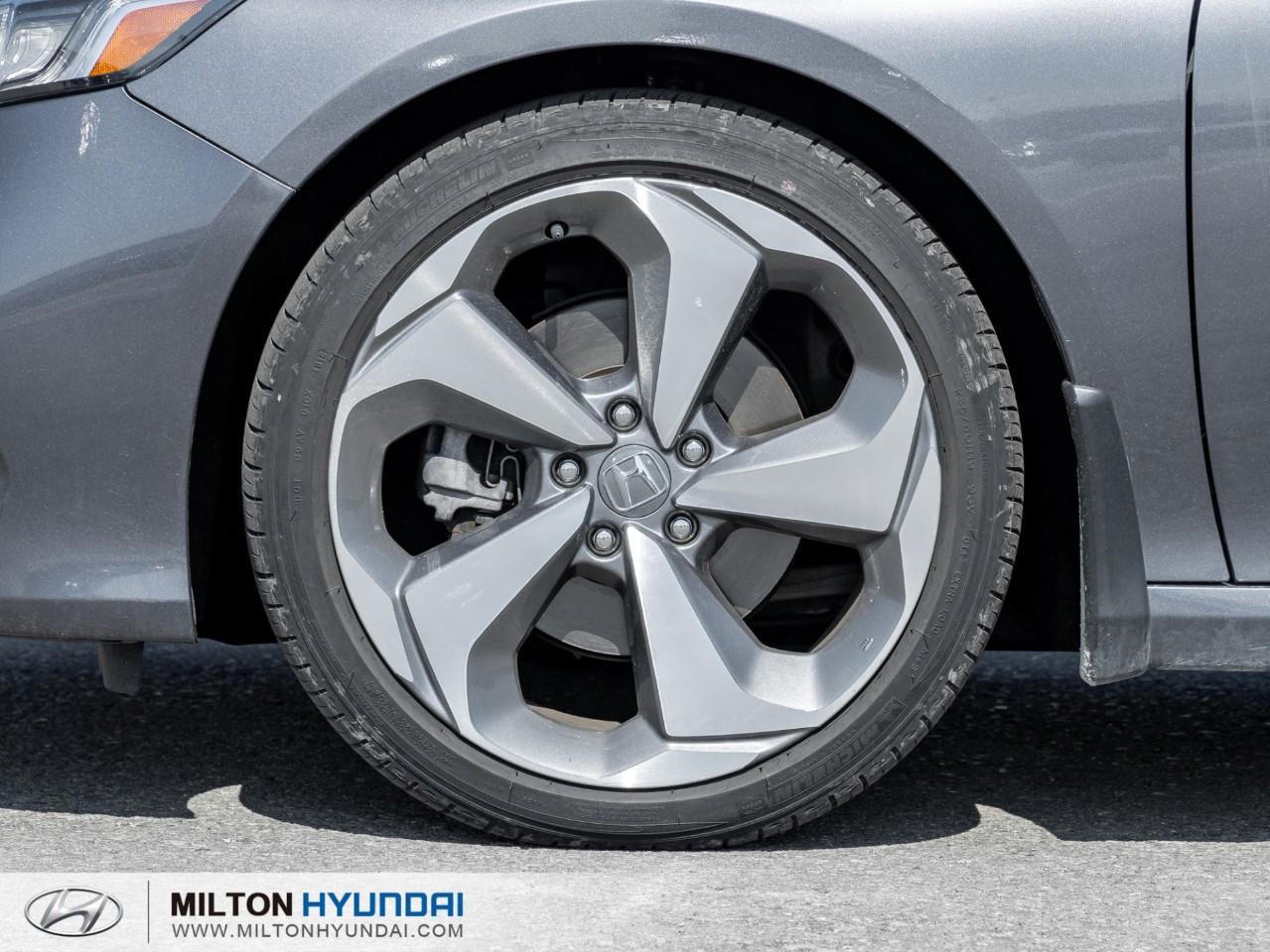 2019 Honda Accord Touring 1.5T (CVT) 4dr Sedan Photo