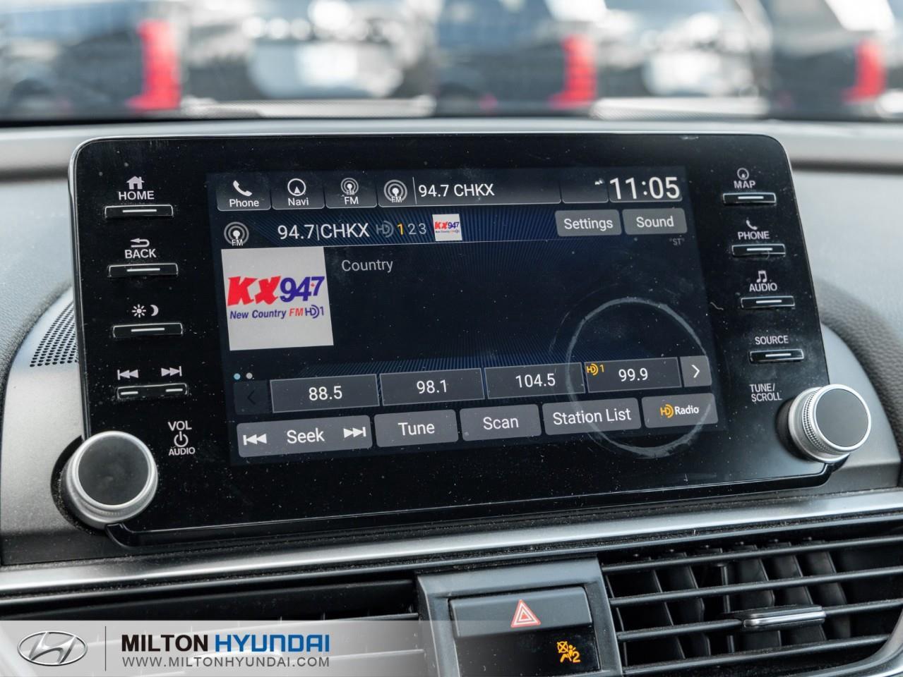 2019 Honda Accord Touring 1.5T (CVT) 4dr Sedan Photo