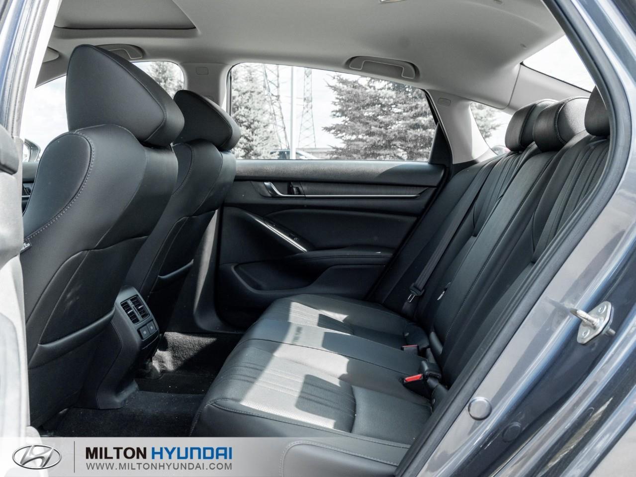 2019 Honda Accord Touring 1.5T (CVT) 4dr Sedan Photo
