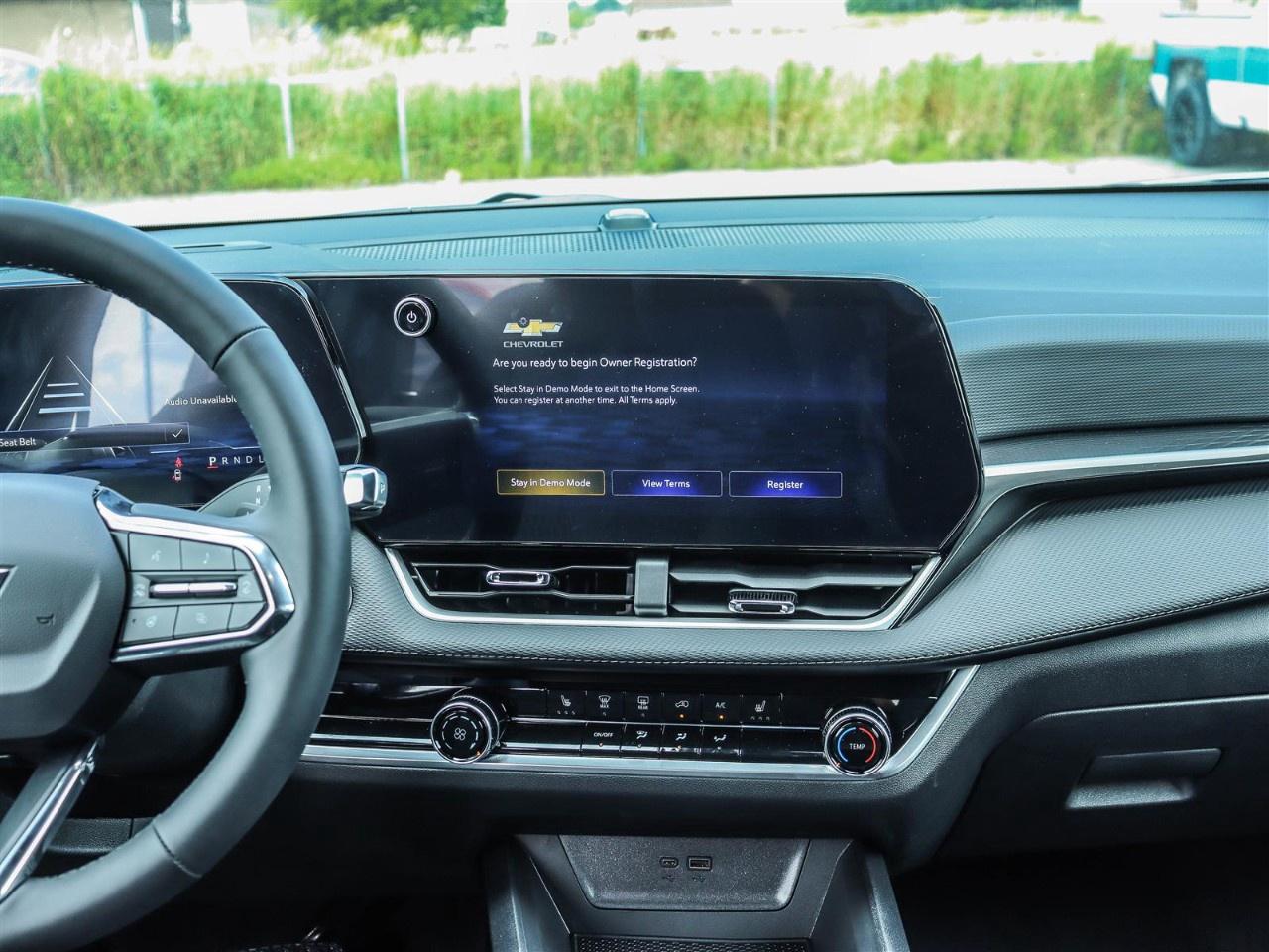 2027 Chevrolet Equinox AWD LT Photo