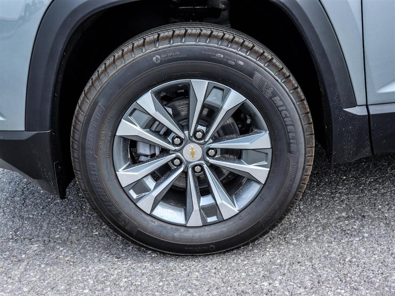 2027 Chevrolet Equinox AWD LT Photo