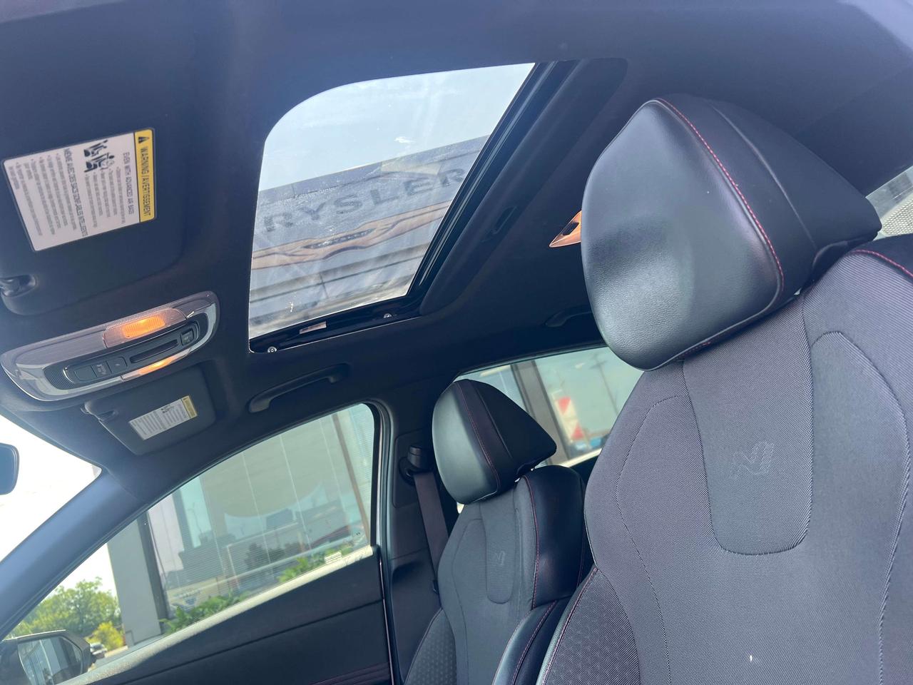 2021 Hyundai Elantra N Line *201HP *SUN *CARPLAY *1 OWNER *CLEAN CARFAX Photo