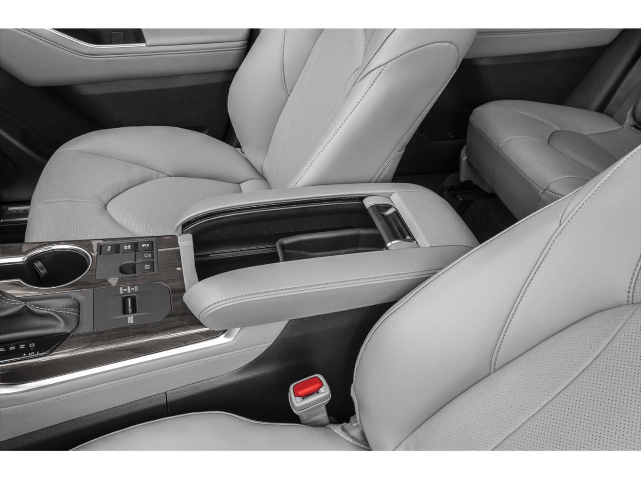 2026 Toyota Highlander HYBRID Limited AWD Photo