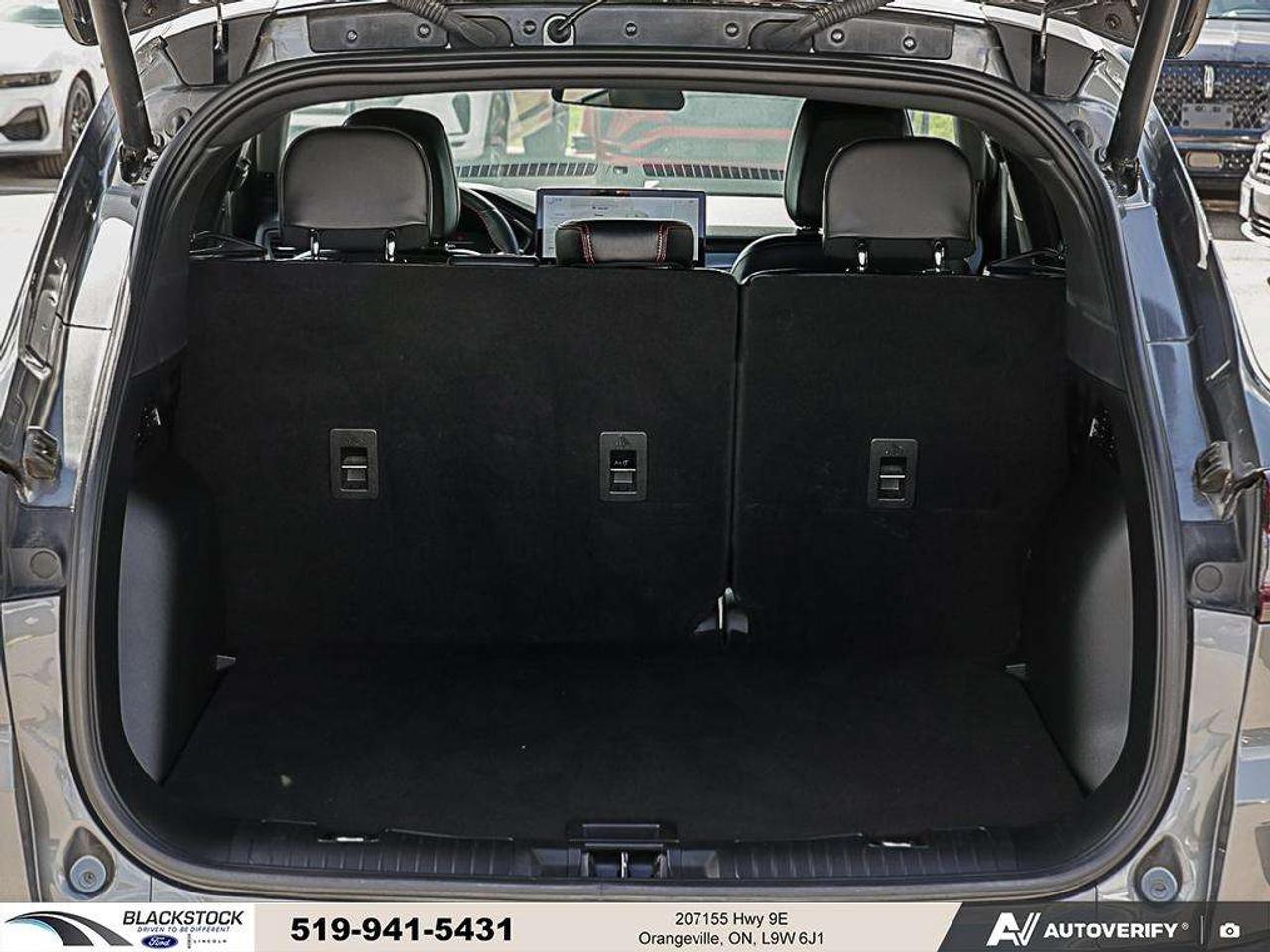 2023 Ford Escape ESCAPE ST LINE Photo