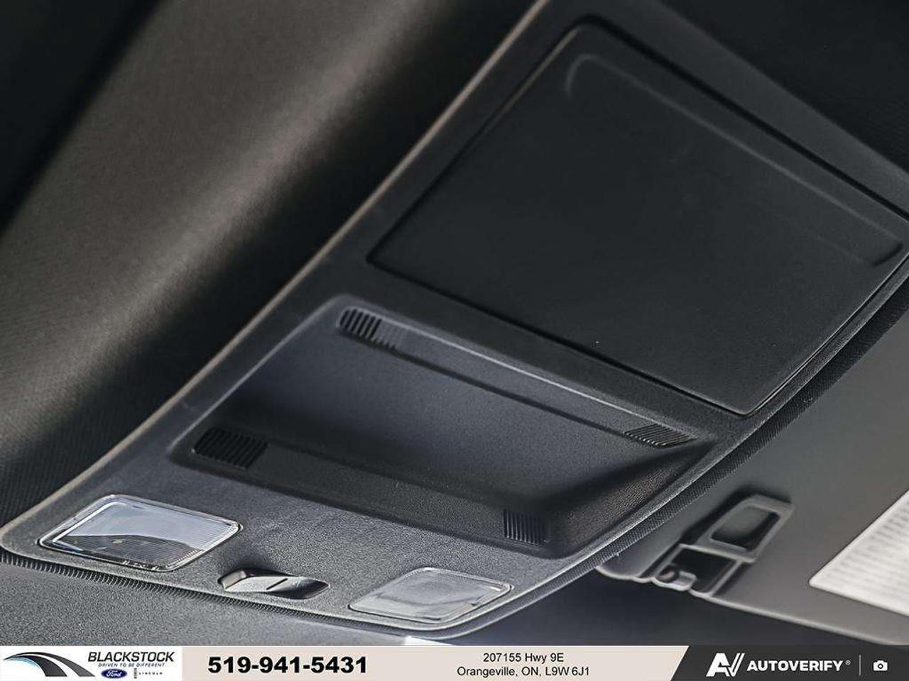 2023 Ford Escape ESCAPE ST LINE Photo
