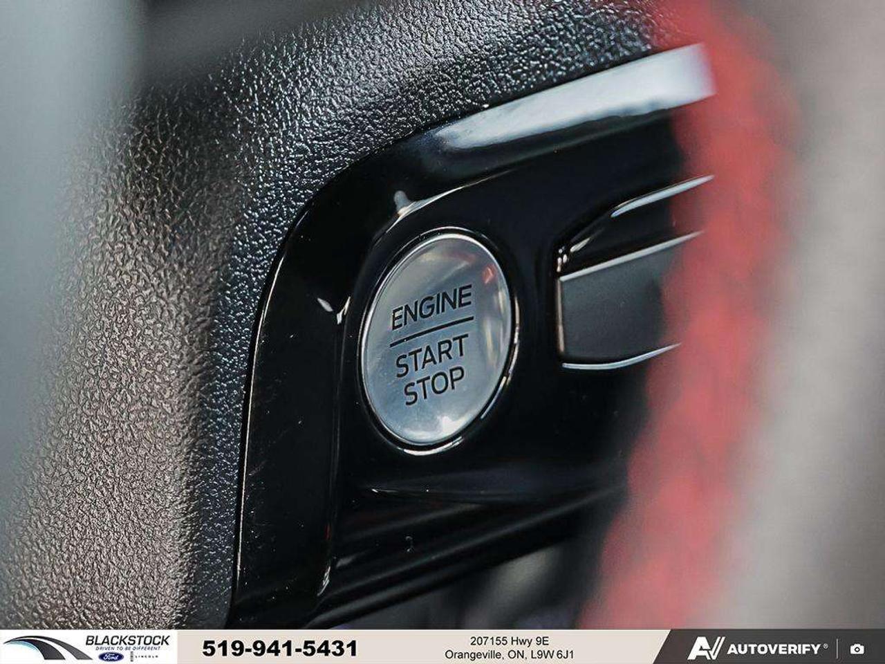 2023 Ford Escape ESCAPE ST LINE Photo