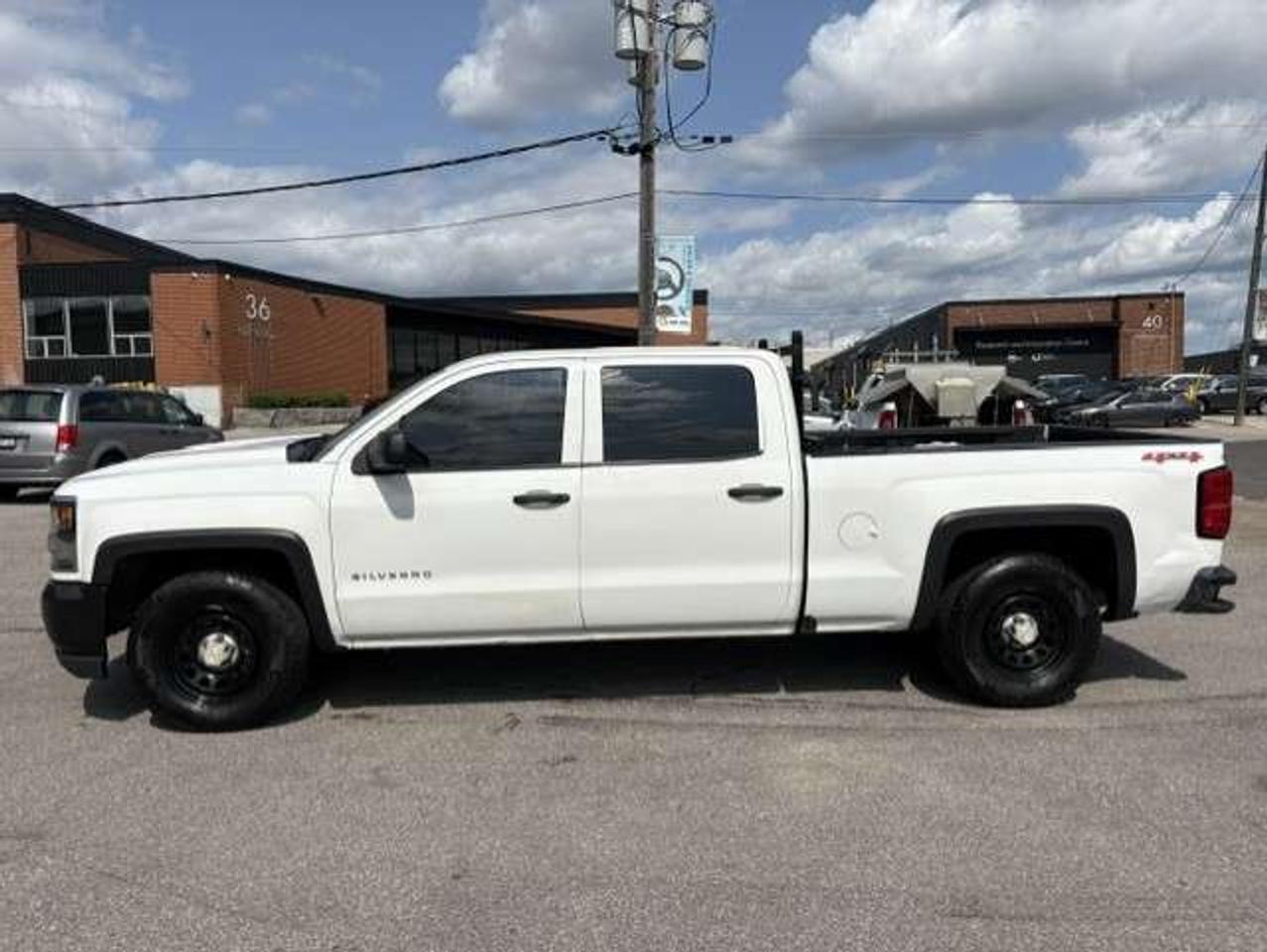 2017 Chevrolet 1500 4WD V8 5.3L-1 OWNER-ONLY 118KM-CREW CAB-CERTIFIED! Photo