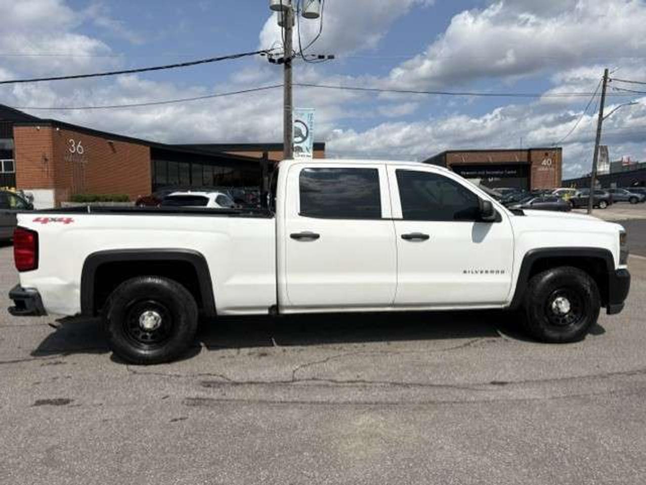 2017 Chevrolet 1500 4WD V8 5.3L-1 OWNER-ONLY 118KM-CREW CAB-CERTIFIED! Photo