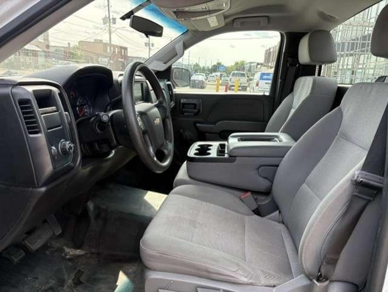 2018 Chevrolet 1500 **REG CAB LONG BOX-1 OWNER-CAMERA-CUSTOM RACKS** Photo
