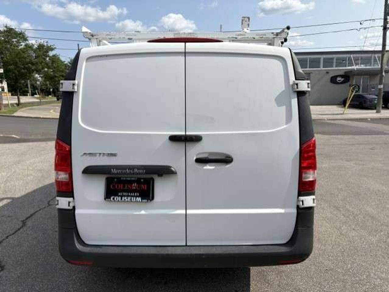 2018 Mercedes-Benz Metris Cargo Van 128 WB **RACKS-DIVIDER-NO WINDOWS-CERTIFIED** Photo