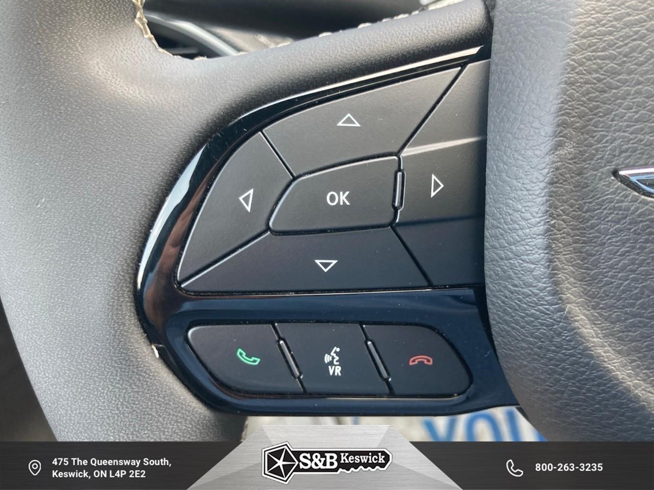 2022 Chrysler Pacifica Limited All-Wheel Drive Passenger Van Photo