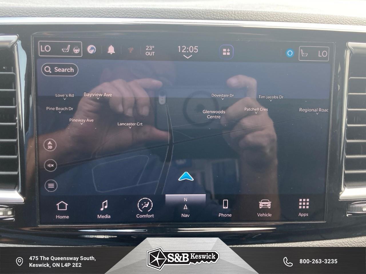 2022 Chrysler Pacifica Limited All-Wheel Drive Passenger Van Photo