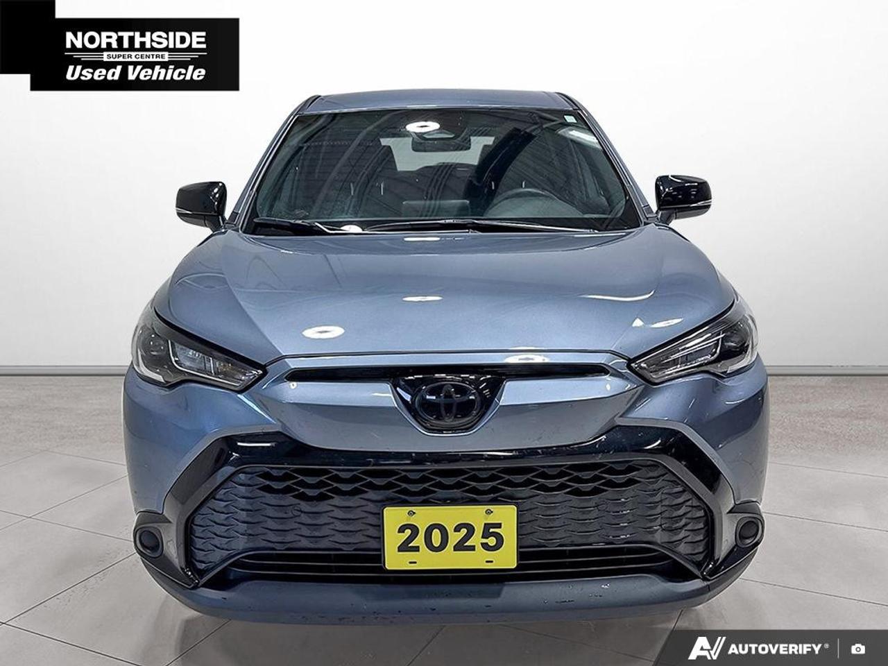 2025 Toyota Corolla Cross HYBRID SE AWD Photo