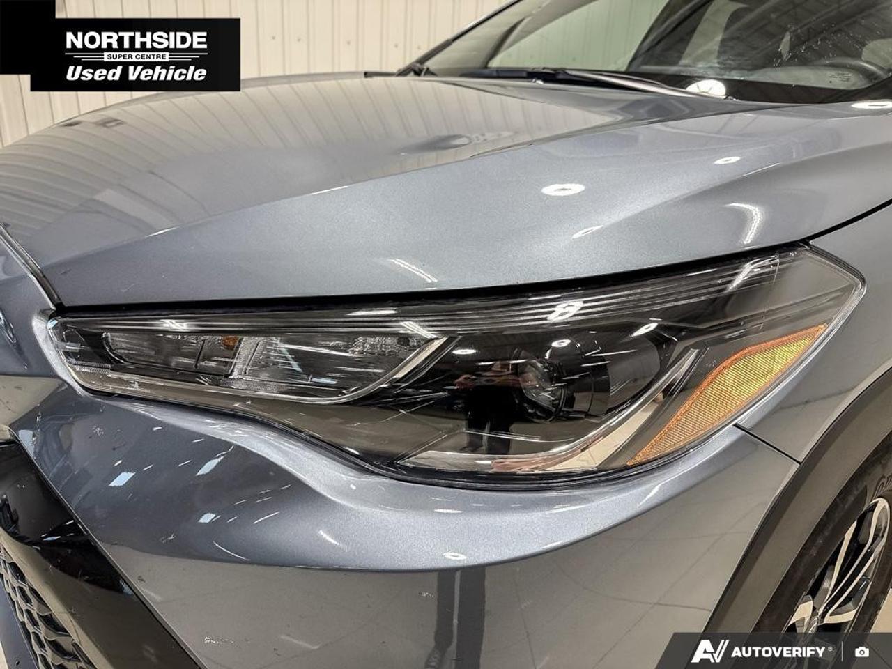 2025 Toyota Corolla Cross HYBRID SE AWD Photo