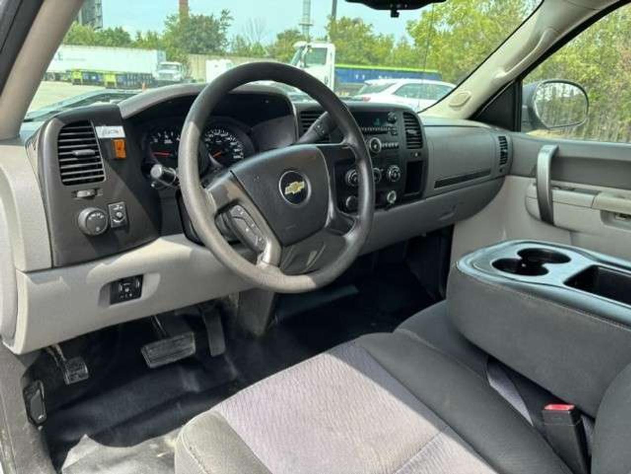 2012 Chevrolet 1500 V8 5.3L EXTENDED CAB-8 FT LONG BOX-CERTIFIED Photo