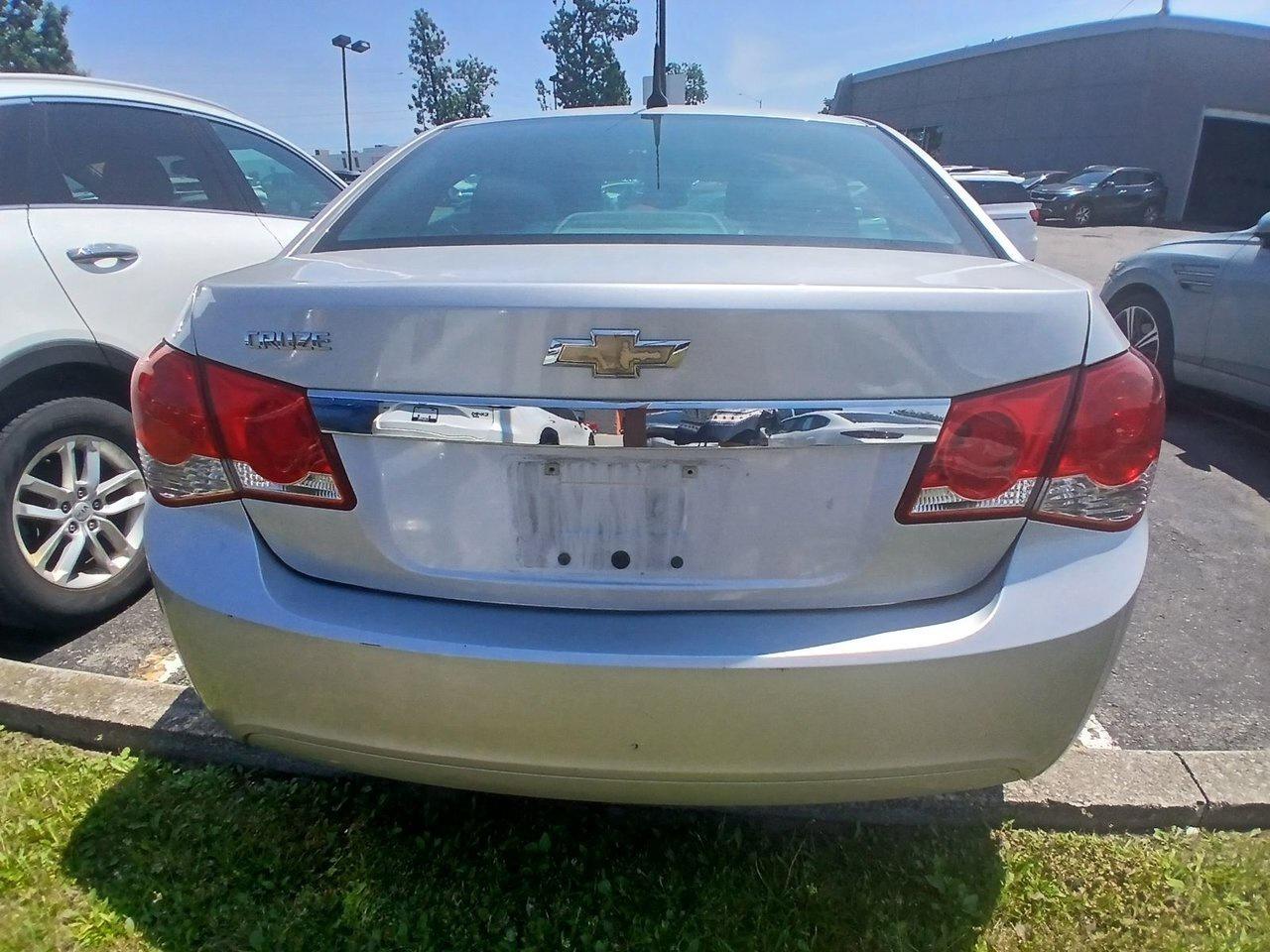 2014 Chevrolet Cruze 1LS ONE OWNER  AS IS SPECIAL Photo