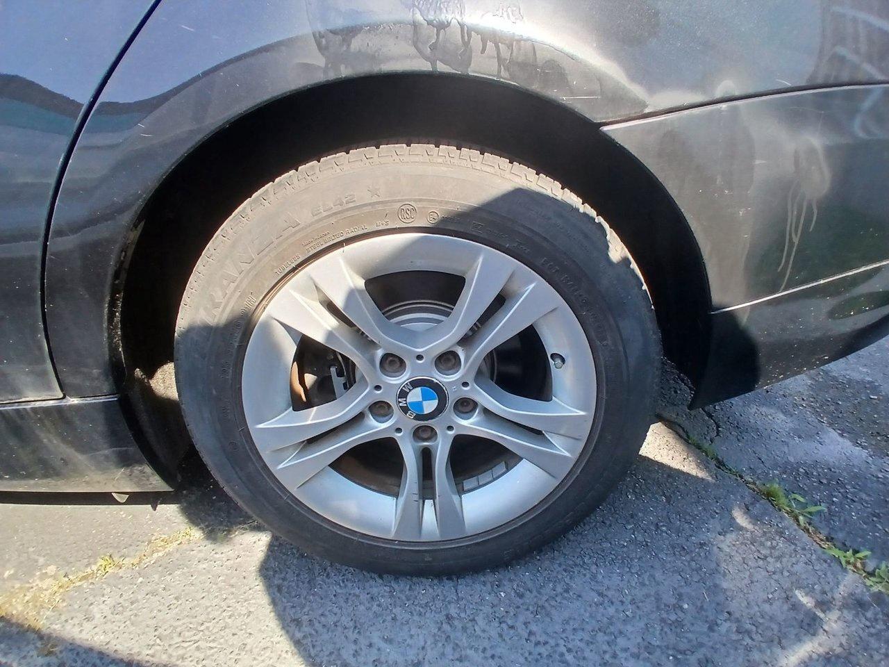 2009 BMW 328i xDrive Sedan ONE OWNER   NO ACCIDENTS   SUNROOF Photo
