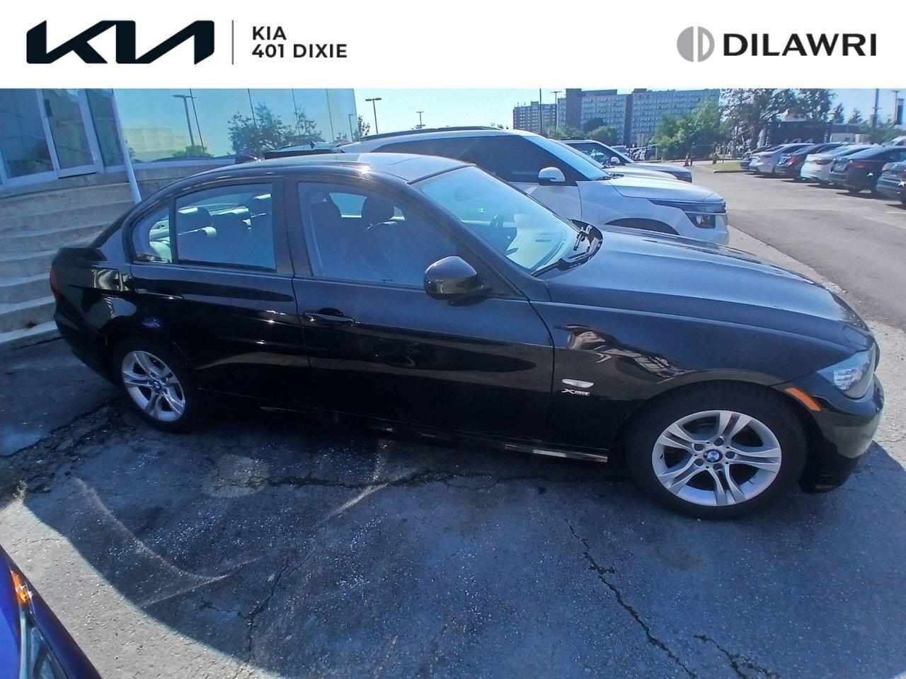 2009 BMW 328i xDrive Sedan ONE OWNER   NO ACCIDENTS   SUNROOF Photo