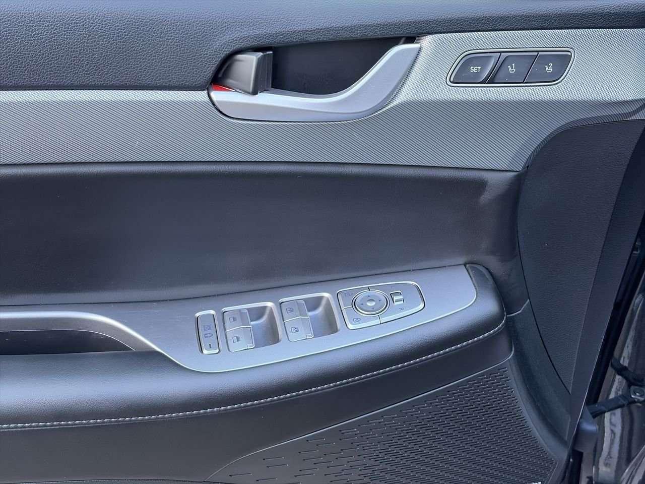 2025 Hyundai PALISADE Urban NO ACCIDENTS   7 PASSENGER  LOW MILEAGE Photo