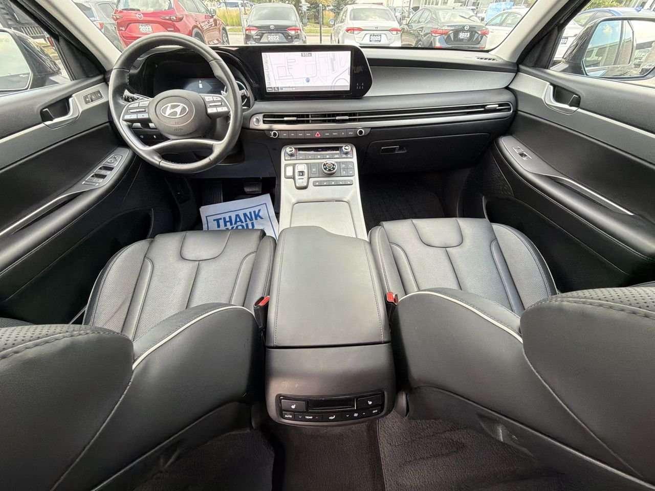 2025 Hyundai PALISADE Urban NO ACCIDENTS   7 PASSENGER  LOW MILEAGE Photo