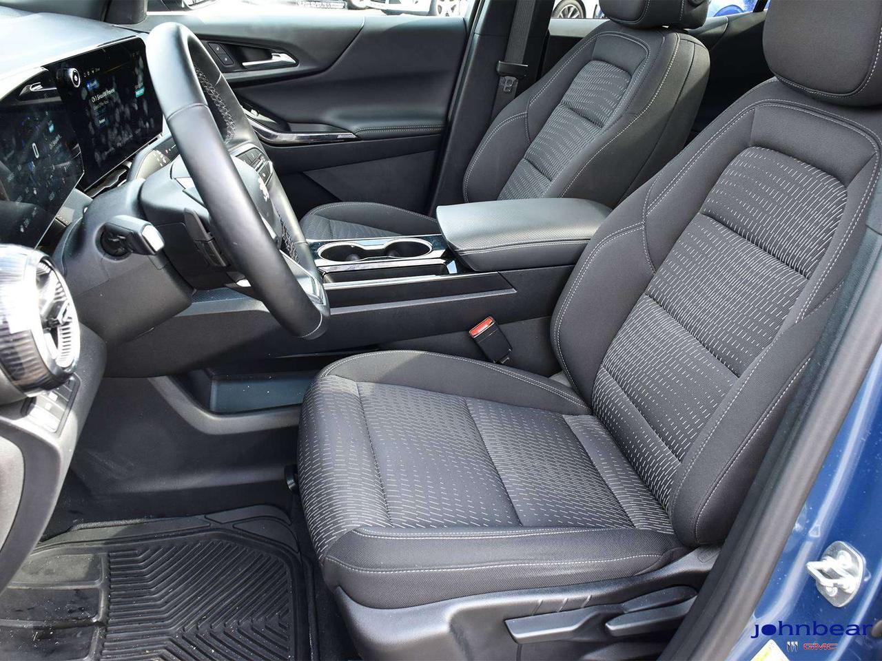 2025 Chevrolet Equinox AWD   PAN ROOF   REM START   SAFETY & TECHNOLOGY P Photo