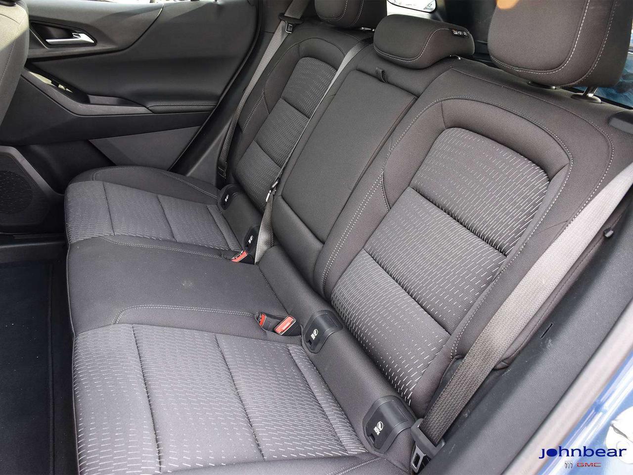 2025 Chevrolet Equinox AWD   PAN ROOF   REM START   SAFETY & TECHNOLOGY P Photo