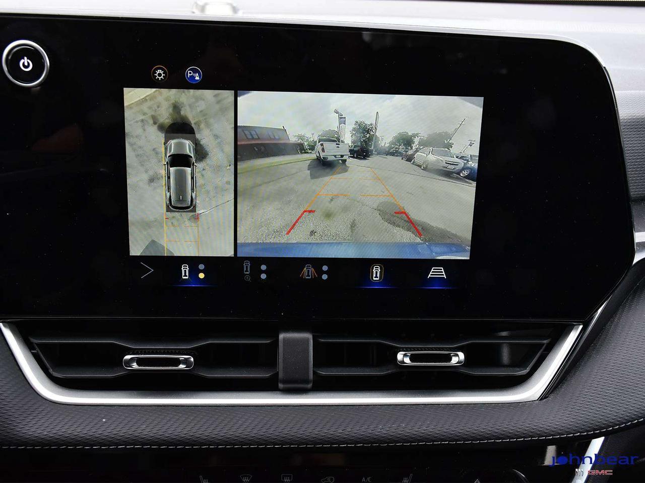 2025 Chevrolet Equinox AWD   PAN ROOF   REM START   SAFETY & TECHNOLOGY P Photo