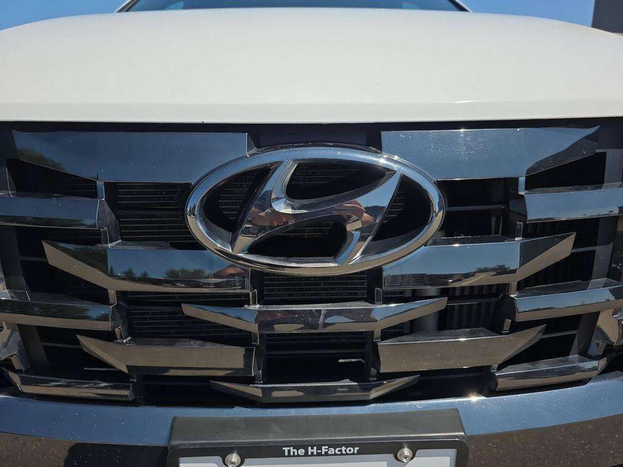 2023 Hyundai Santa Cruz Trend AWD   NO ACCIDENTS LEATHER SUNROOF CARPLAY Photo