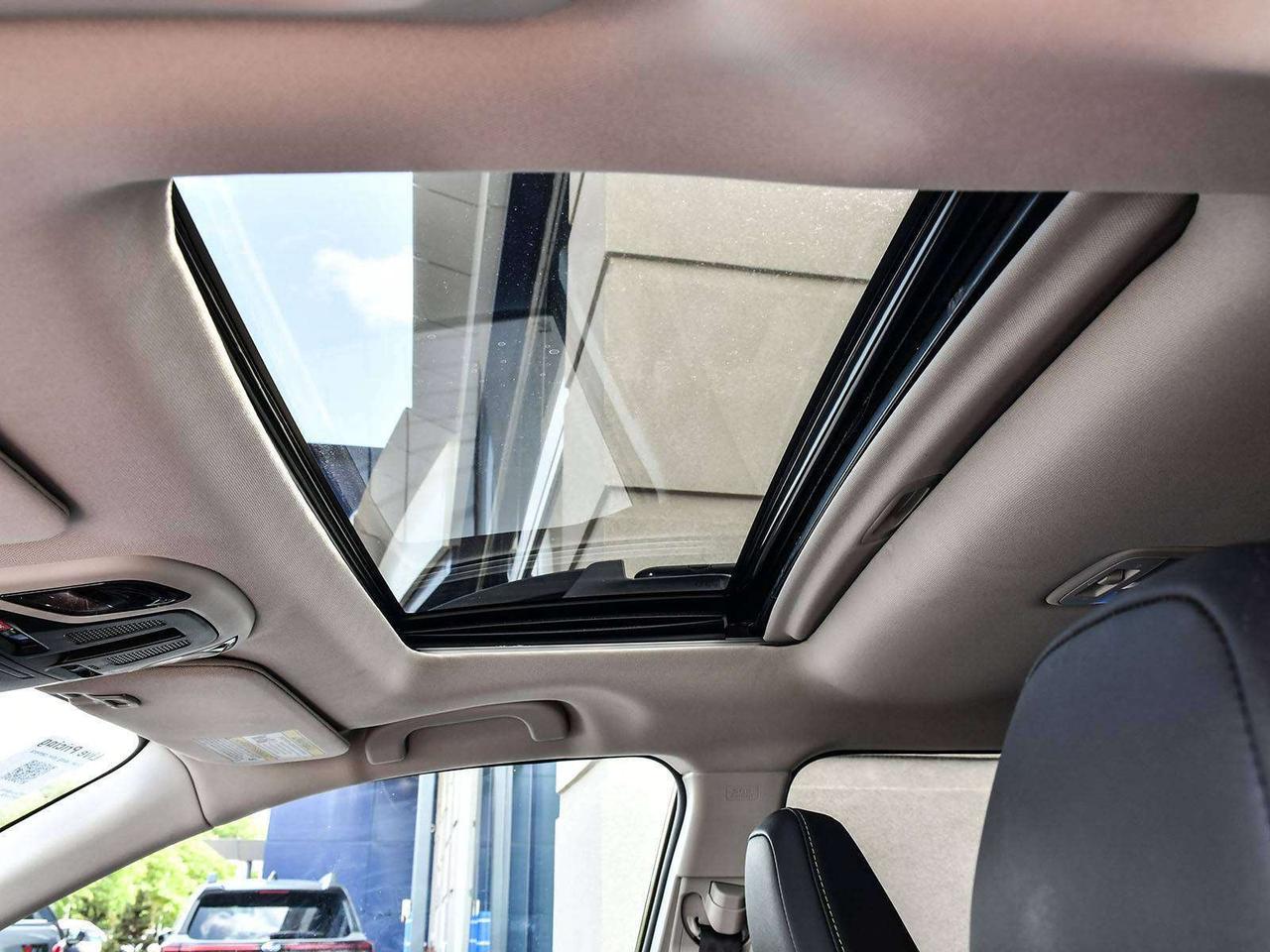 2024 Subaru Outback ONYX   AWD   CLEAN CARFAX   SUNROOF   CARPLAY  CAM Photo