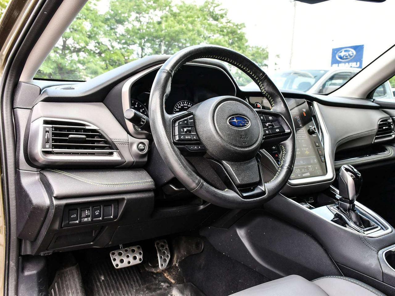 2024 Subaru Outback ONYX   AWD   CLEAN CARFAX   SUNROOF   CARPLAY  CAM Photo
